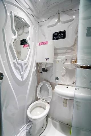 Seaview Capsule 2*