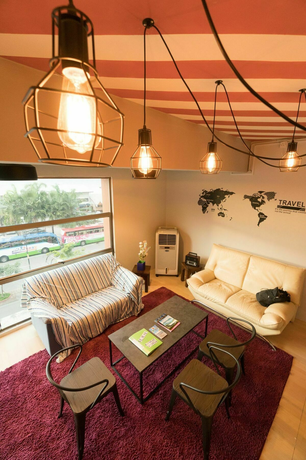 Seaview Capsule